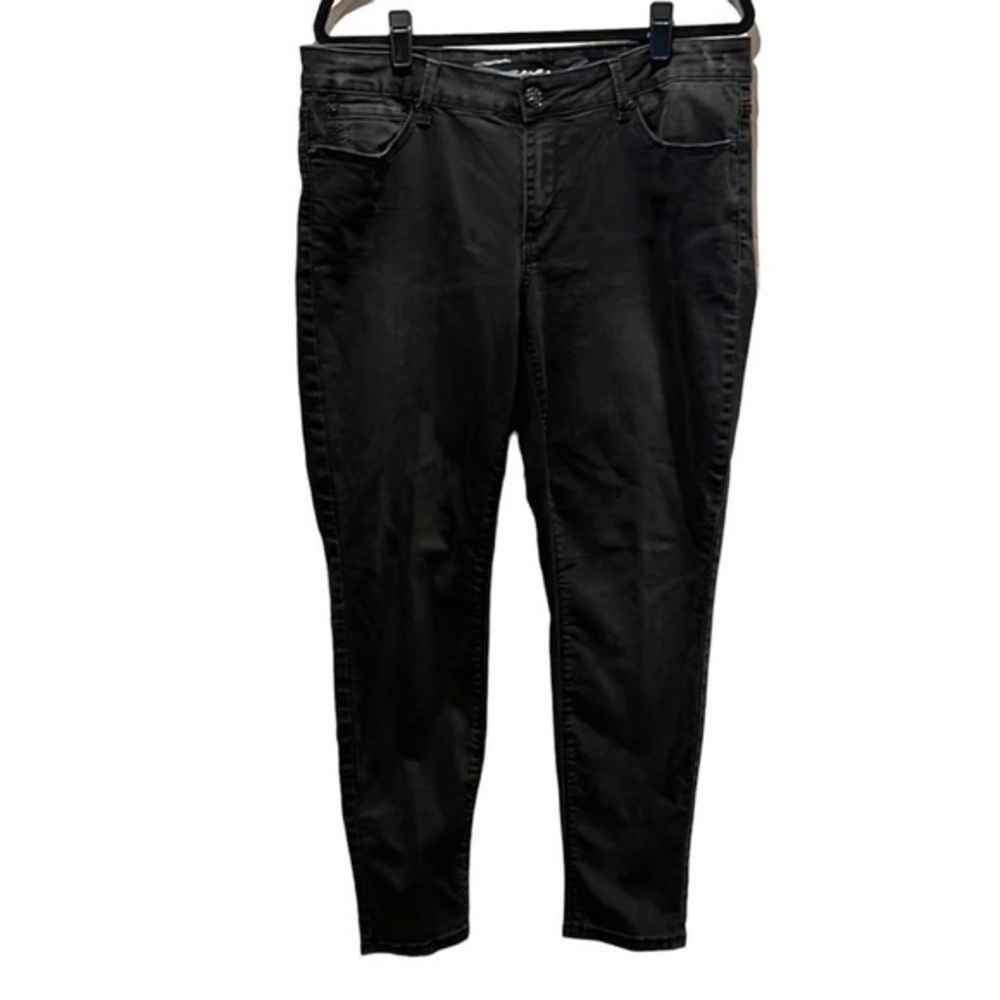 Seven 7 Size 14 Faded Black Distressed Denim Legging Jean
